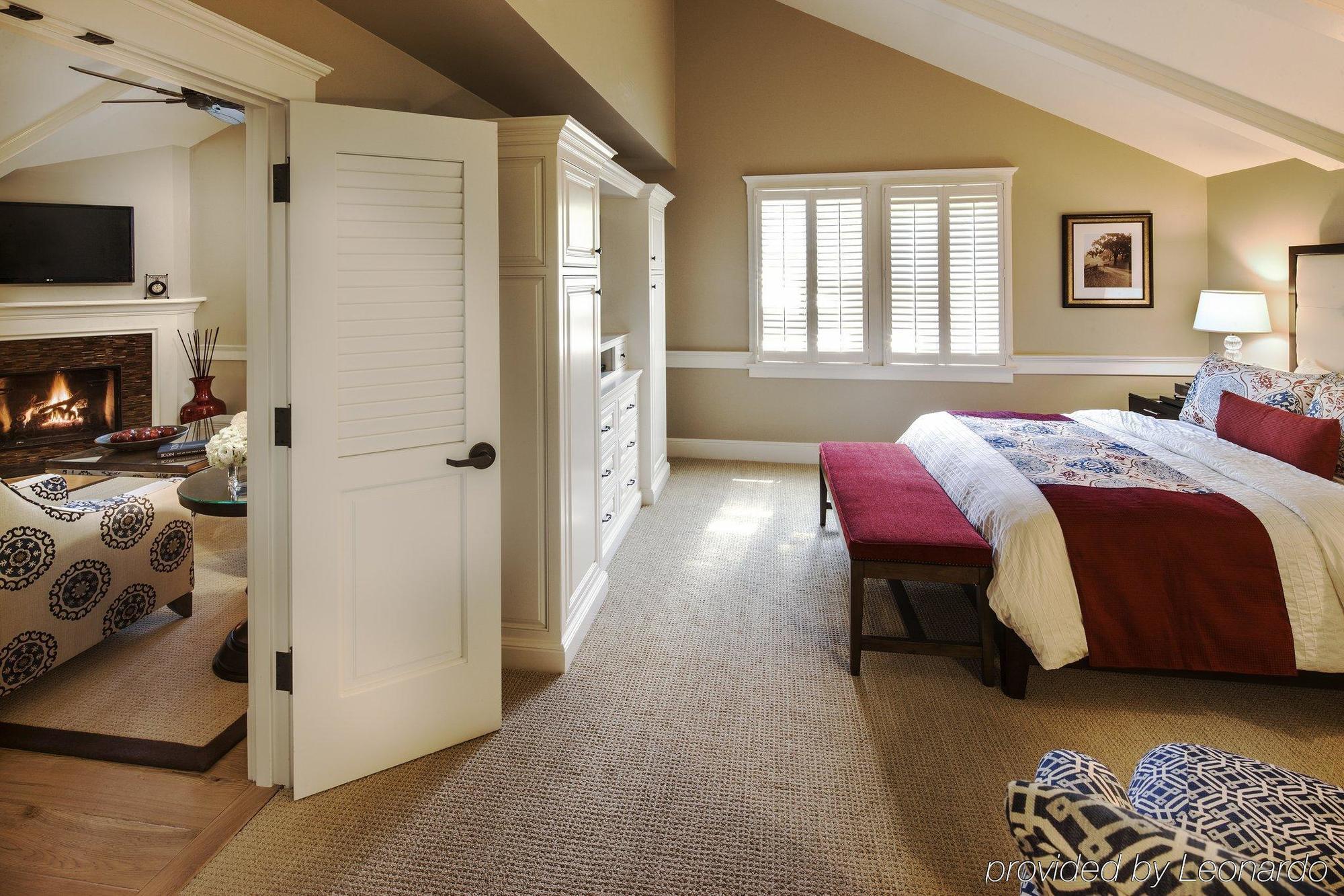 Fess Parker Wine Country Inn Лос-Оливос Экстерьер фото