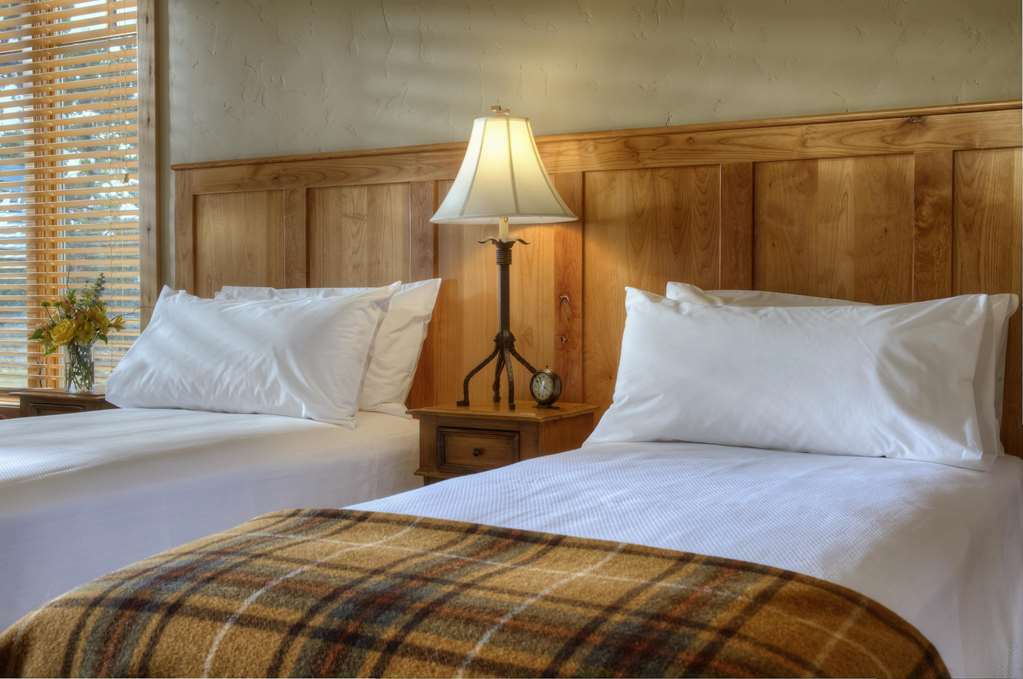 Fess Parker Wine Country Inn Лос-Оливос Номер фото