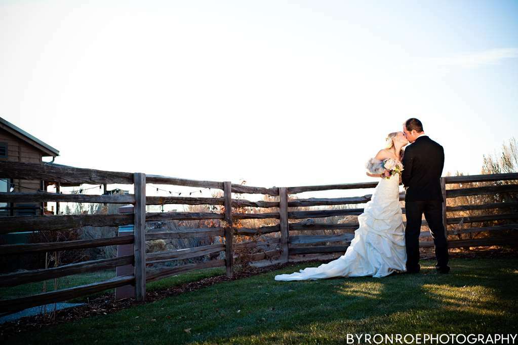 Fess Parker Wine Country Inn Лос-Оливос Экстерьер фото